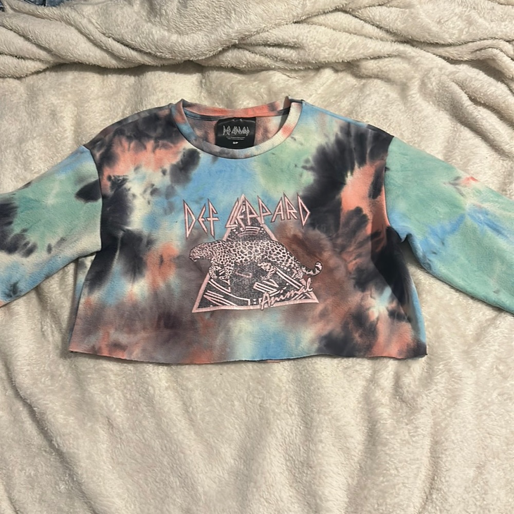 Cropped Crew Neck